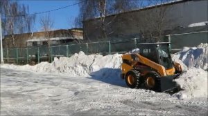 Купите мини погрузчик Mustang 3300v