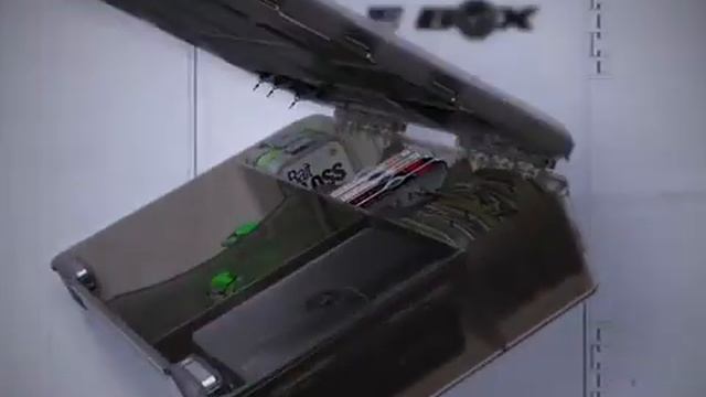 Korda Tackle Box - 'Less clutter, more carp!' смотреть онлайн