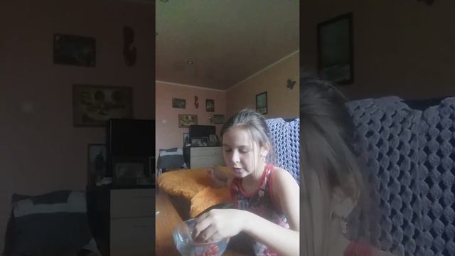 Разоблачаем жвачку Dirol Colors!!!! смотреть онлайн