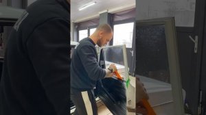 Тонировка бока передних боковых стёкол 5% с форточками классика ваз 2106 своими руками,тонируем сам