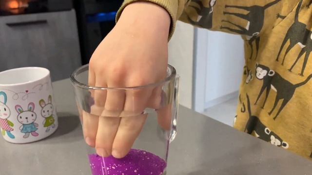 Яйцо Динозавра в Воде вылупившегося через 24 часа смотреть до конца. Яйцо с Динозавром. Ivan KID смотреть онлайн