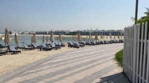 Дубай. Пляжный клуб Riva на острове Пальма Джумейра (пляжи в Дубае).