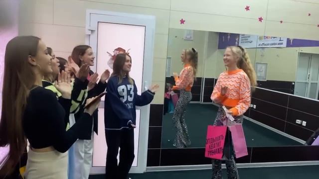 МОЁ 14 ДЕНЬ РОЖДЕНИЯ ??? поездка в лимузине??? смотреть онлайн