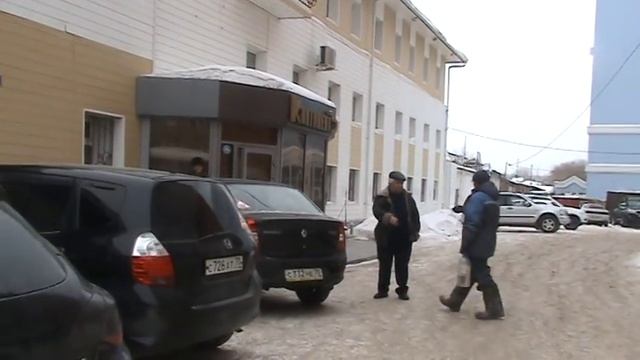 Если посягнул на место директора с полицией - день третий смотреть онлайн