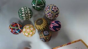 Традиционная японская вышивка на шарах Темари