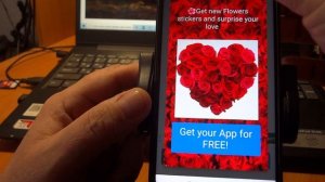 Как добавить стикеры смайлики в WhatsApp