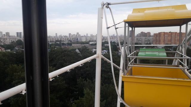 г. Новосибирск, Россия. Колесо обозрения, Новосибирский зоопарк имени Р.А. Шило.  Июль 2023 г.