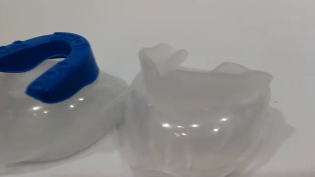 Обзор боксерской капы JUNIOR от спортмагазина Sportbaza Споктбаза смотреть онлайн