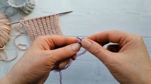 Шапки, снуды, шарфы: воплощение элегантности с помощью объемного узора