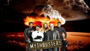 Разрушители Мифов 16+ 1 Сезон 2 Серия вакумный туалет, хлебная пушка, летучий юрист 🤯 Часть 1