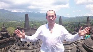 Сатья Ео'Тхан - Медитация в Месте Силы Боробудур - Гранд Мастер Рейки Академия - Индонезия