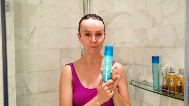 Как быстро увлажнить и напитать сухие волосы летом? Бонусом: стойкий объем для короткой стрижки