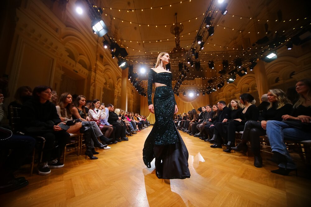 В центре Москвы продолжаются модные показы / События на ТВЦ