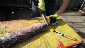 Как быстро почистить щуку от чешуи?