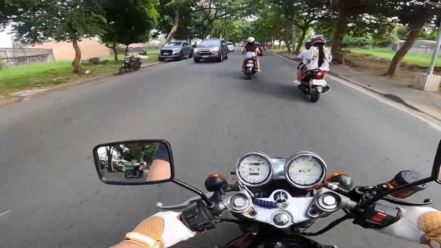 Bandit 400 VC смотреть онлайн