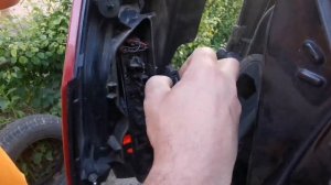 Заміна ламп в задньому плафоні. Citroen grand c4 picasso