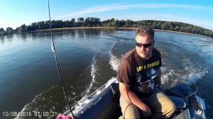 мотор HDX-T2BMS ,лодка GLADIATOR -C330 AL,два человека загрузки на Оби