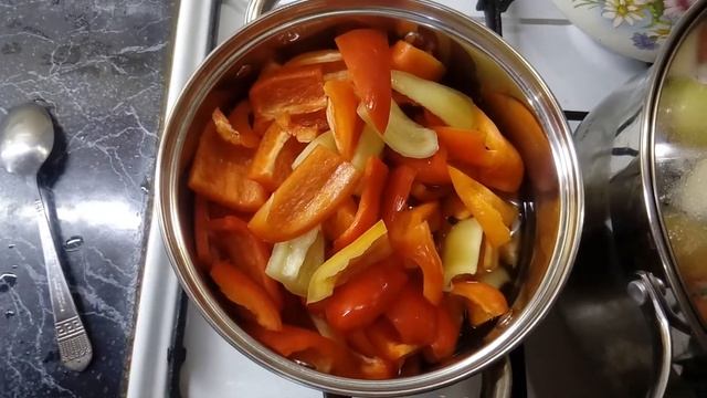 Закатываем болгарский перец в сладком маринаде на зиму!!! смотреть онлайн