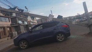 На машину упал электро-столб