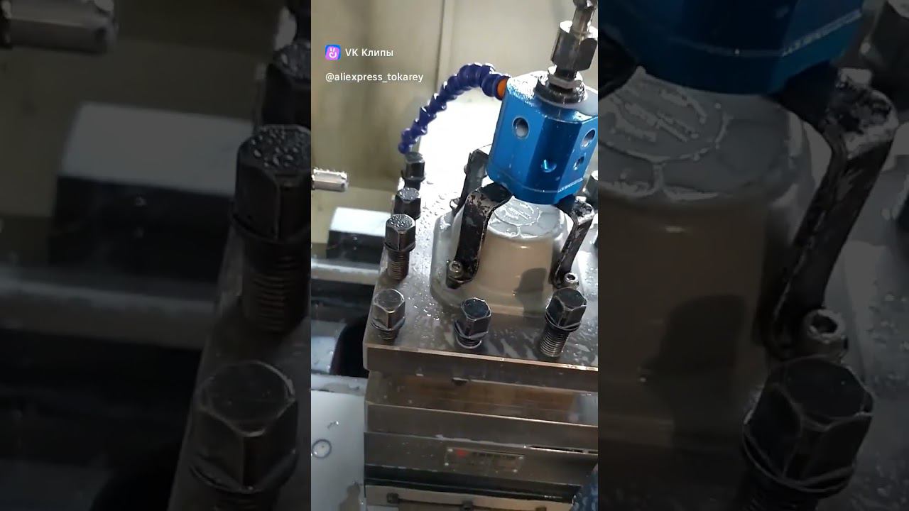 Красивая обработка резьбы. #токарный #токарная #cnc  #чпу #токарнаяобработка