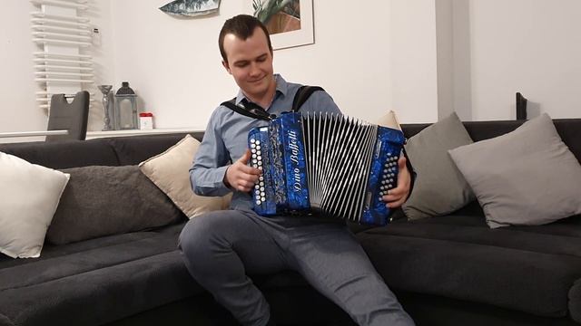 катюша - Katyusha - гармошка - Garmoschka - Dino Baffetti смотреть онлайн