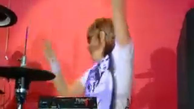 Persona_Non_Grata_-_Superhero_.ВОРКУТА,клуб Тропикана,10.04.2010г. смотреть онлайн