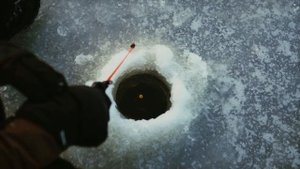 ЛОВЛЯ КАРАСЯ ЗИМОЙ. Где и как ловить карася зимой?