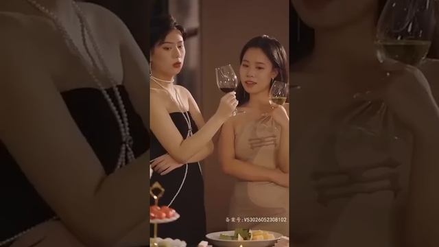 【ENG SUB】男友莫名其妙消失，她因家族聯姻嫁給了一個長相酷似男友的霸道總裁，婚後總裁獨寵嬌妻《替嫁千金夜总别来无恙》全集 #大陆短剧#霸道总裁#女頻#甜宠#romantic drama смотреть онлайн