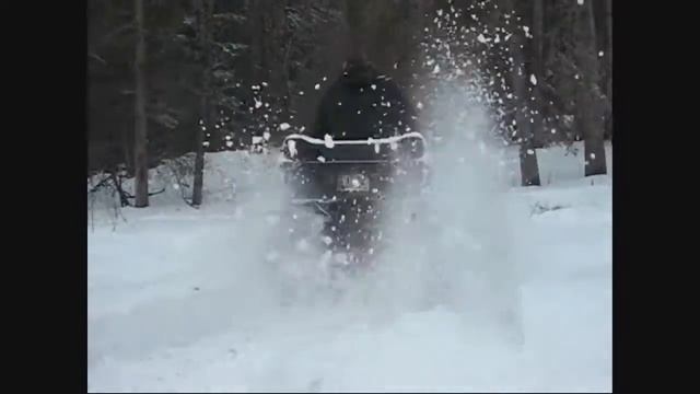 King Quad 750 in deep snow смотреть онлайн