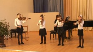 Антонио Вивальди - Концерт для 4-х скрипок си минор