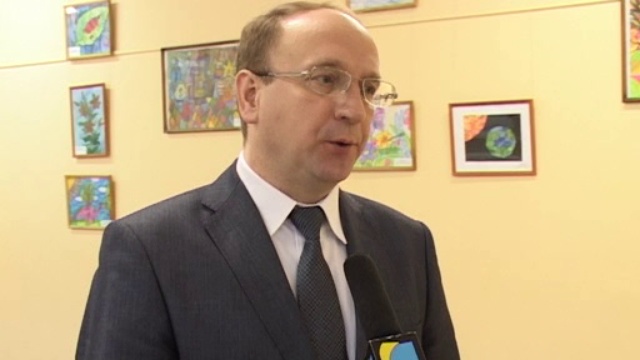 В тридцать третьем ивановском лицее прошла презентация интерактивного оборудования, поступившего ... смотреть онлайн