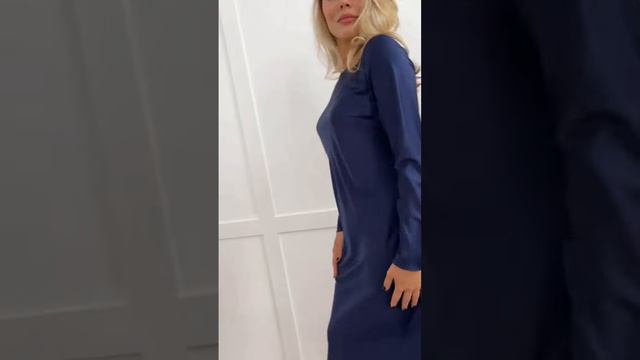 Платье миди шелковое с рукавом LBD