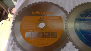 Сравнительный тест сухопильных дисков по металлу. EVOLUTION vs CMT