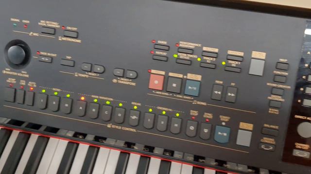 Yamaha Clavinova CVP-309PM digital piano arranger in polished mahogany stock number 23081 смотреть онлайн