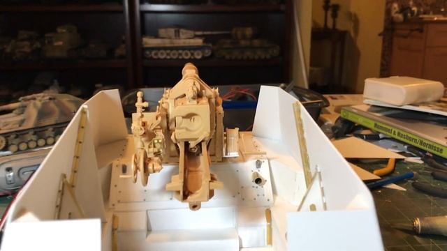 RC 1/16 Sd.Kfz. 165 Hummel - Gun elevation and recoil testing смотреть онлайн