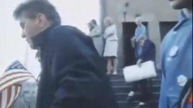 William Klein - Support our boys in Vietnam! смотреть онлайн