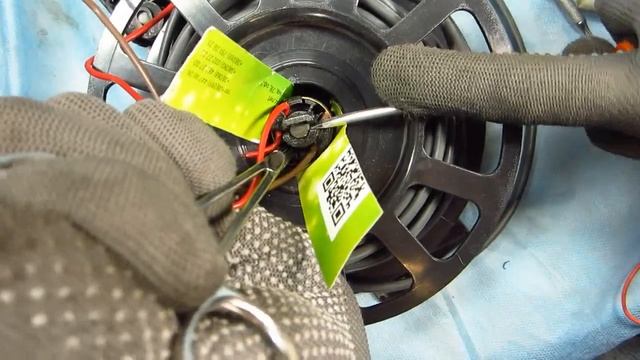 Пылесос Zelmer AQUAWELT 1600w 919.0ST, 919.0SP, не включается, как разобрать ремонт пылесоса Zelme смотреть онлайн