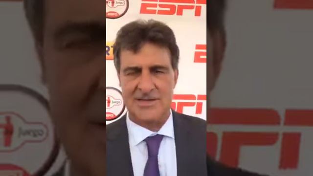 Saludo de Mario Kempes A Cobán Imperial