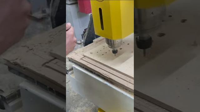 Фрезерный станок ЧПУ по дереву тестовый запуск | Станки Трейд смотреть онлайн