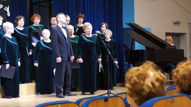 Отчётный концерт хора преподавателей и сотрудников ПетрГУ смотреть онлайн