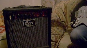 Электрогитара Cort G110 и комбоусилитель Cort MX15