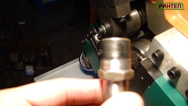 Резьбонакатный станок для стальной арматуры и труб смотреть онлайн