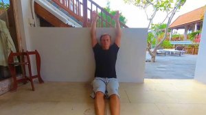 Как укрепить спину - Упражнение "Руки вверх"