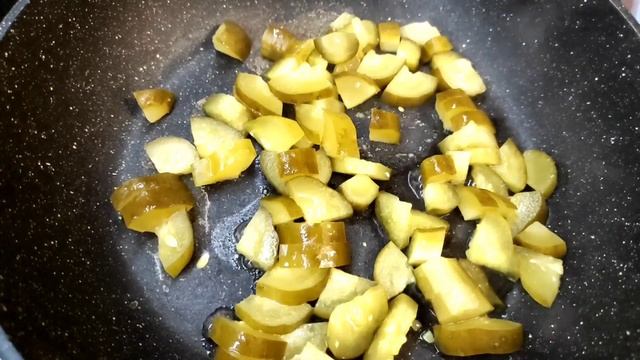 Рассольник по-домашнему! Наваристый, сытный и очень вкусный! смотреть онлайн