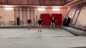 Отборочные туры для девушек ("Цирковое искусство")