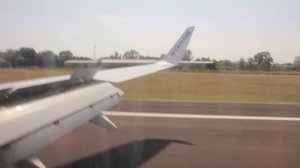 Ryanair B737-800 HARD landing at Venice-Treviso [HD]