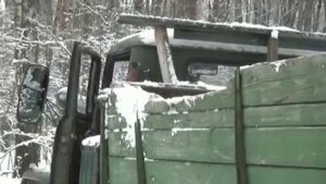 ЗИЛ 131 застрял в снегу