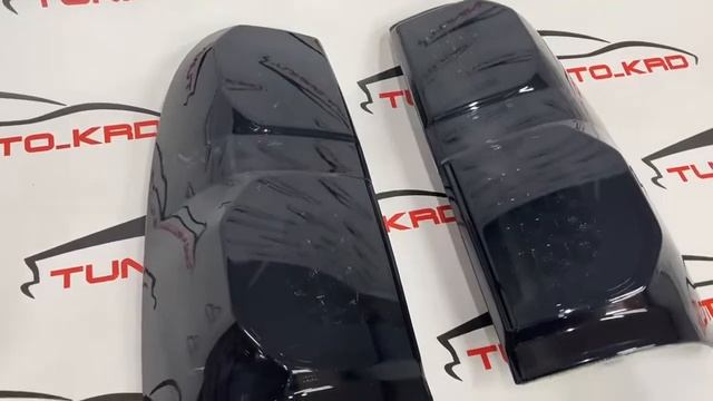 Задние фонари стоп сигналы Toyota Hilux 2011-2015 смотреть онлайн