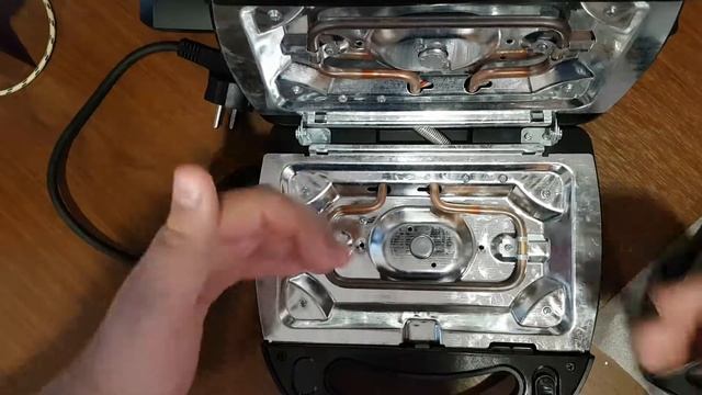 Мультипекарь Redmond + 3 сменные панели.