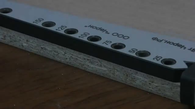 ЧЕРОН - МК 16. Мебельный кондуктор для сверления отверстий в плоскости под стяжки евровинты смотреть онлайн